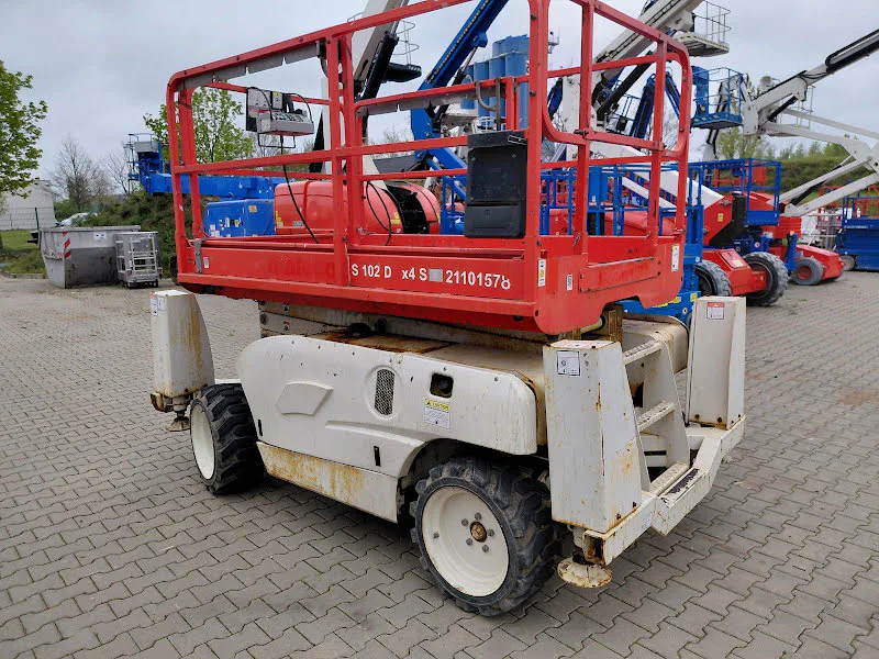 Haulotte COMPACT 10 DX 2016 - Schaarhoogwerker afbeelding 1