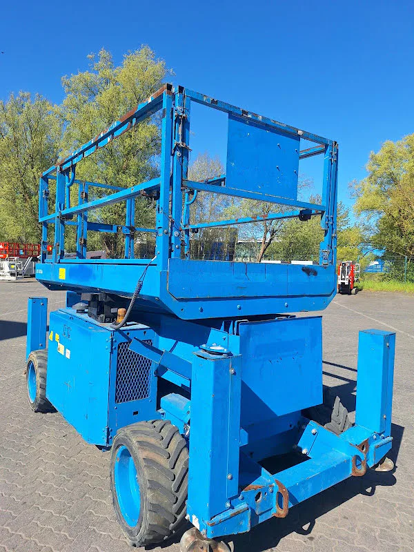 Genie GS-3369 RT OR 2015 - Schaarhoogwerker afbeelding 1