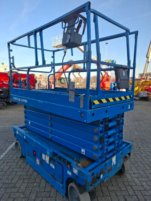 Haulotte COMPACT 14 2015 - Schaarhoogwerker afbeelding 2 miniatuur