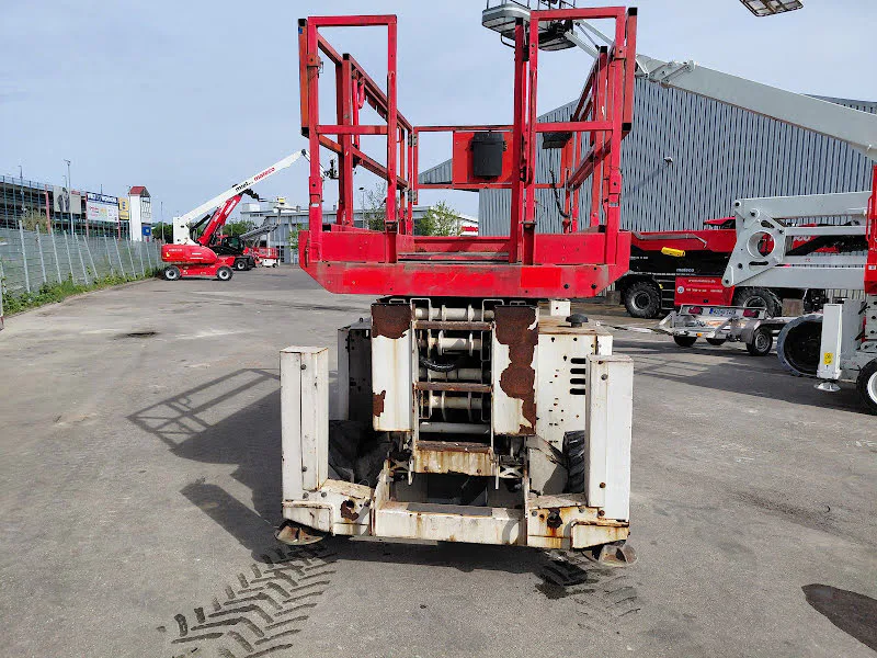 Genie GS-4069 RT OR 2015 - Schaarhoogwerker afbeelding 2 miniatuur