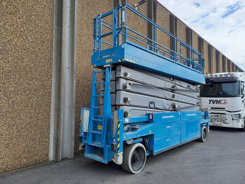 Pb S275-14 ES 4X4 2018 - Plataforma de tesoura imagem 3 miniatura