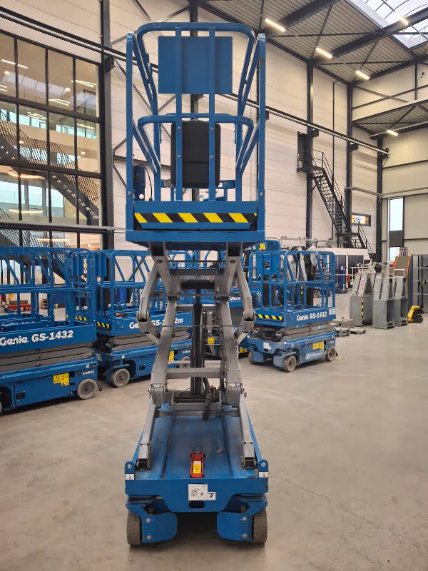 Genie GS-1432M 2023 - Scissor lift image 3 thumbnail
