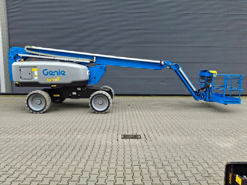 Genie S-60FE 2023 - telescopicboomlifts en venta