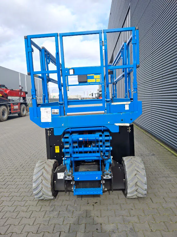Genie GS-2669 DC 2024 - Scissor lift image 2 thumbnail