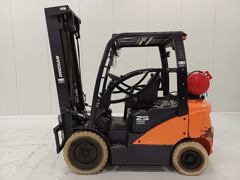 Doosan G25P-7 2018 - LPG-heftruck afbeelding 2 miniatuur