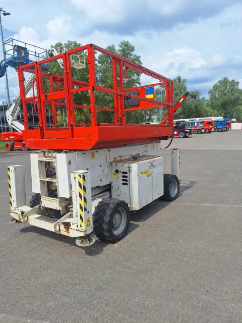 Genie GS-4069 RT OR 2014 - Schaarhoogwerker afbeelding 1