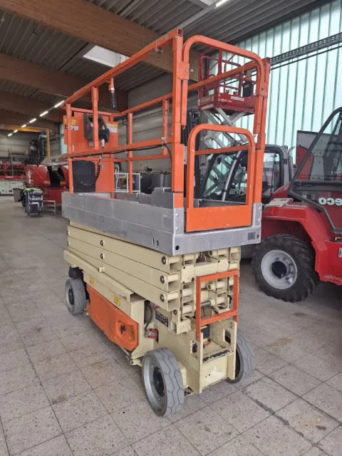 Jlg 2630ES 2011 - Schaarhoogwerker afbeelding 2 miniatuur