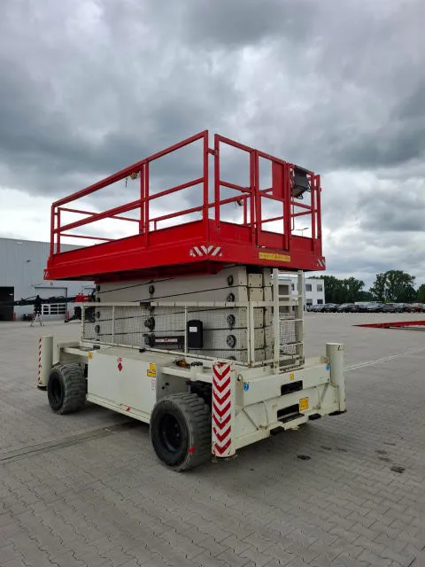 Holland Lift HL-220 D25 4WD/P/N 2016 - scissorlifts for sale