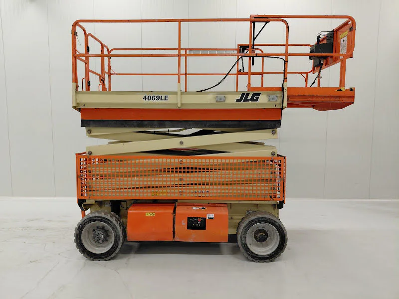 Jlg 4069LE 2016 - Schaarhoogwerker afbeelding 2 miniatuur