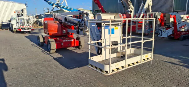 Genie Z-45/25J BI ENERGY 2015 - Knikarmhoogwerker afbeelding 1