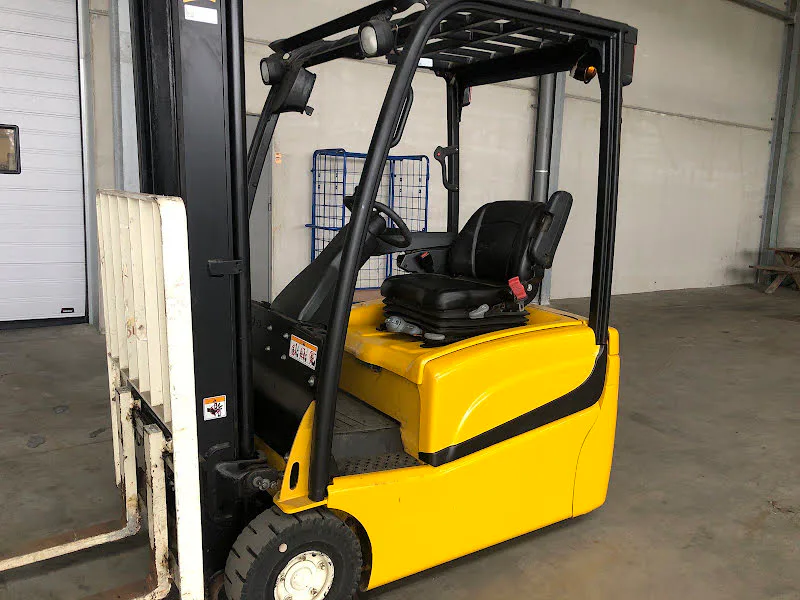 Yale ERP16VT 2017 - Carrello elevatore elettrico immagine 2 miniatura