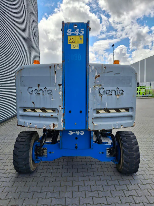 Genie S-45 2014 - Telescopic boom lift image 2 thumbnail