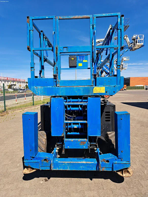 Genie GS-4069 RT 2014 - Nůžková plošina obrázek 3 náhled
