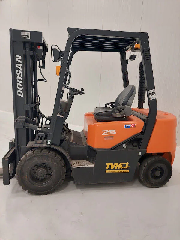 Doosan D25G 2012 - Dieselheftruck afbeelding 1