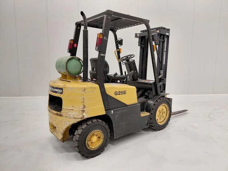 Daewoo G25E-3 2006 - LPG-heftruck afbeelding 3 miniatuur