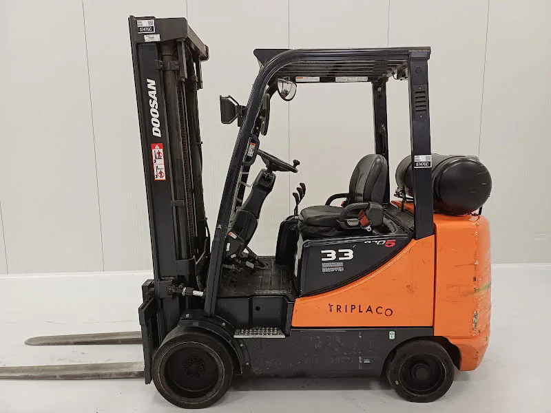 Doosan GC33P-5 2016 - LPG-heftruck afbeelding 2 miniatuur