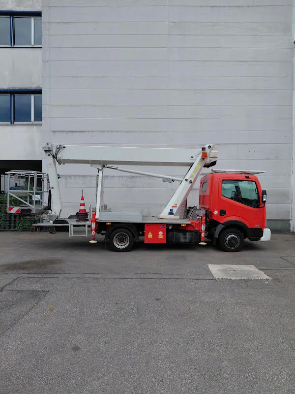 Palfinger P 210 BK / NISSAN CABSTAR 2015 - Vrachtwagenhoogwerker afbeelding 2 miniatuur
