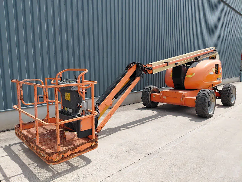 Jlg 600AJ 2015 - articulatedboomlifts na prodej