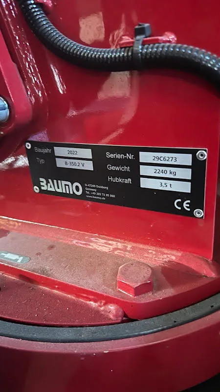 Unic Cranes B-350.2V 2022 - Mini Crane image 2 thumbnail