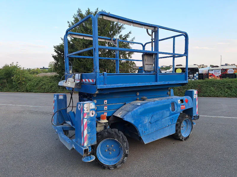 Haulotte COMPACT 12 DX 2016 - Schaarhoogwerker afbeelding 2 miniatuur