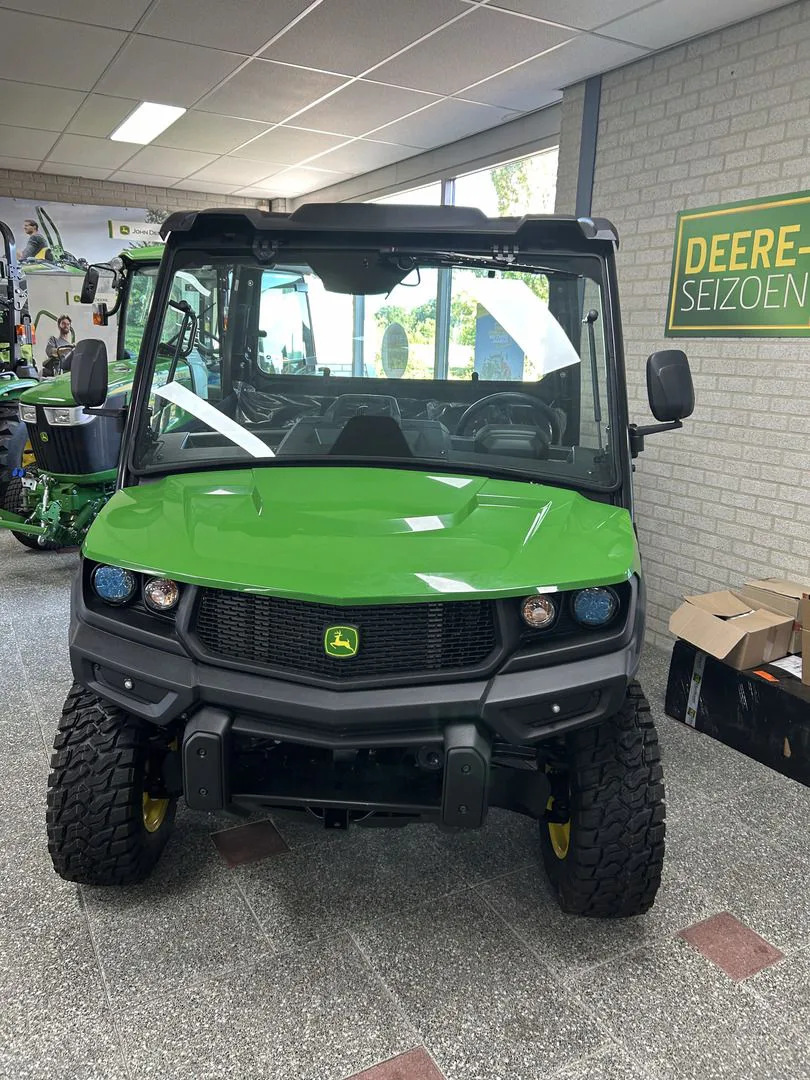John Deere XUV875M 2026 in vendita