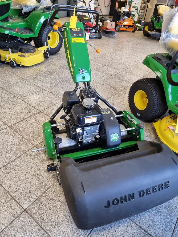 John Deere 260SL Precision Cut Greenmaaier 2021 obrázek 2 náhled