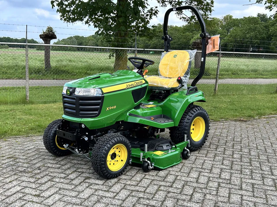 John Deere X948 2026 immagine 2 miniatura