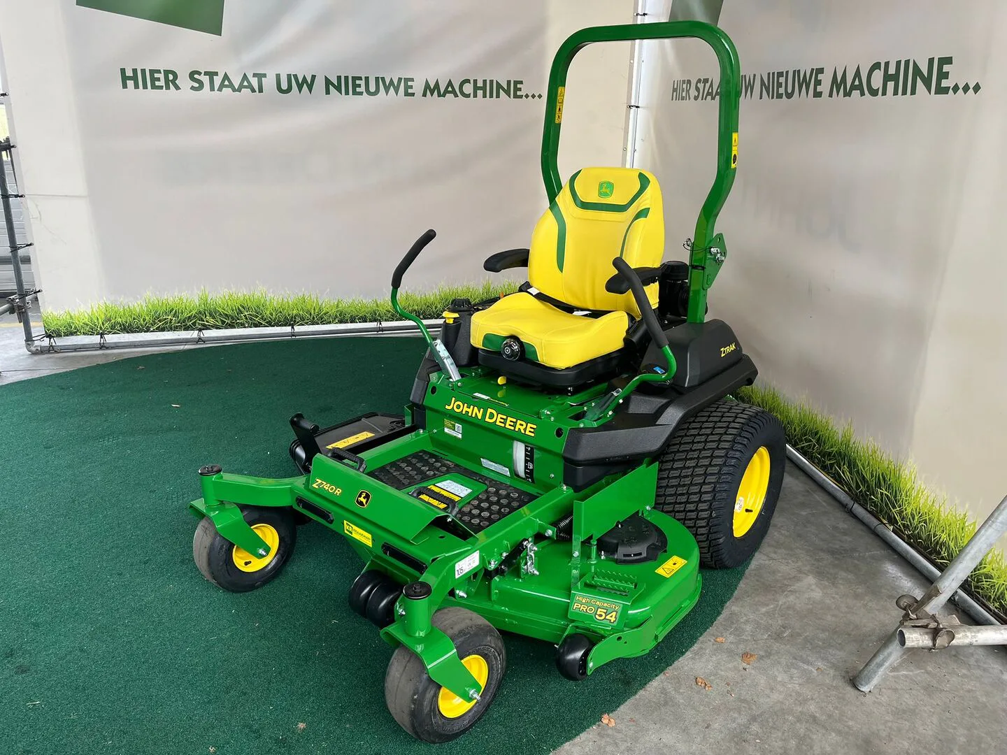 John Deere Z740R 2026 immagine 1