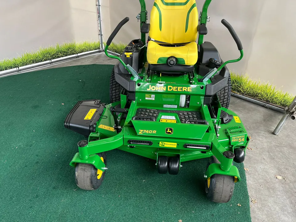 John Deere Z740R 2026 immagine 3 miniatura