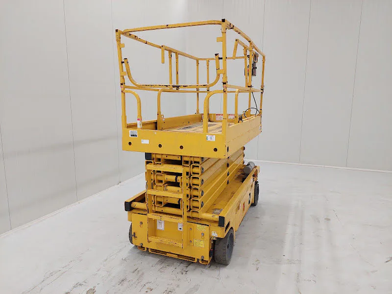 Haulotte COMPACT 14 2015 - Scissor lift image 2 thumbnail