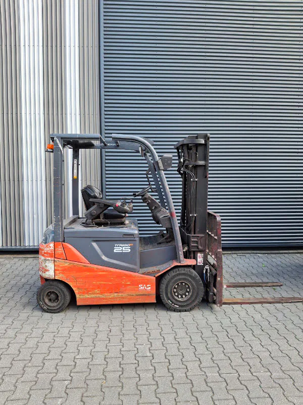 Toyota 8FBMKT25 2020 - electricforklifttrucks te koop