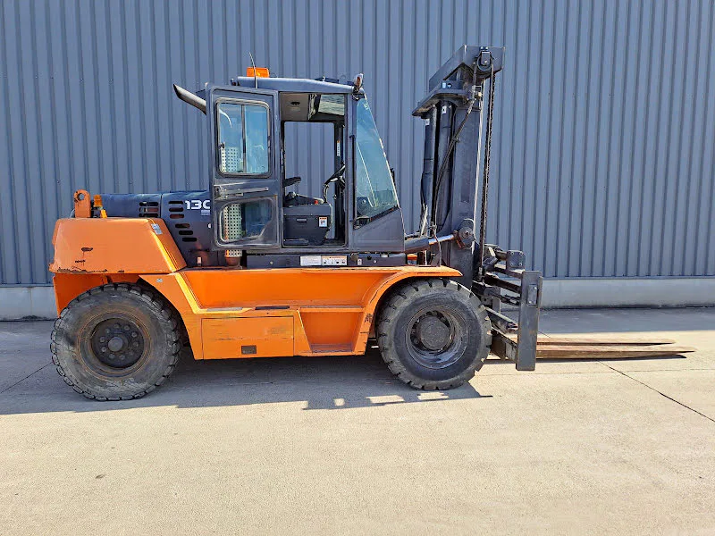 Doosan D130S-5 2014 - Dieselheftruck afbeelding 3 miniatuur