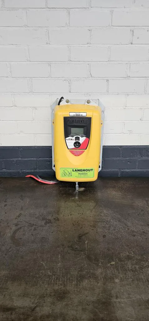Hawker 24V100A 220V afbeelding 1