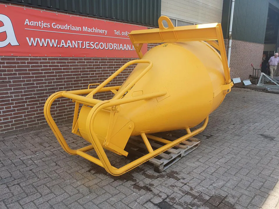 Beco Beton kubel 2000 liter 2020 image 2 thumbnail