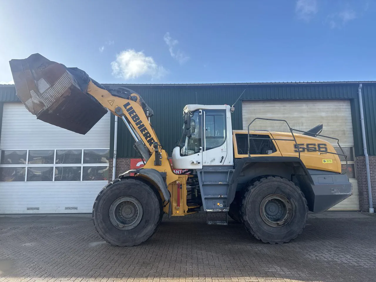 Liebherr Shovel Liebherr 566 XPower 2017 image 1