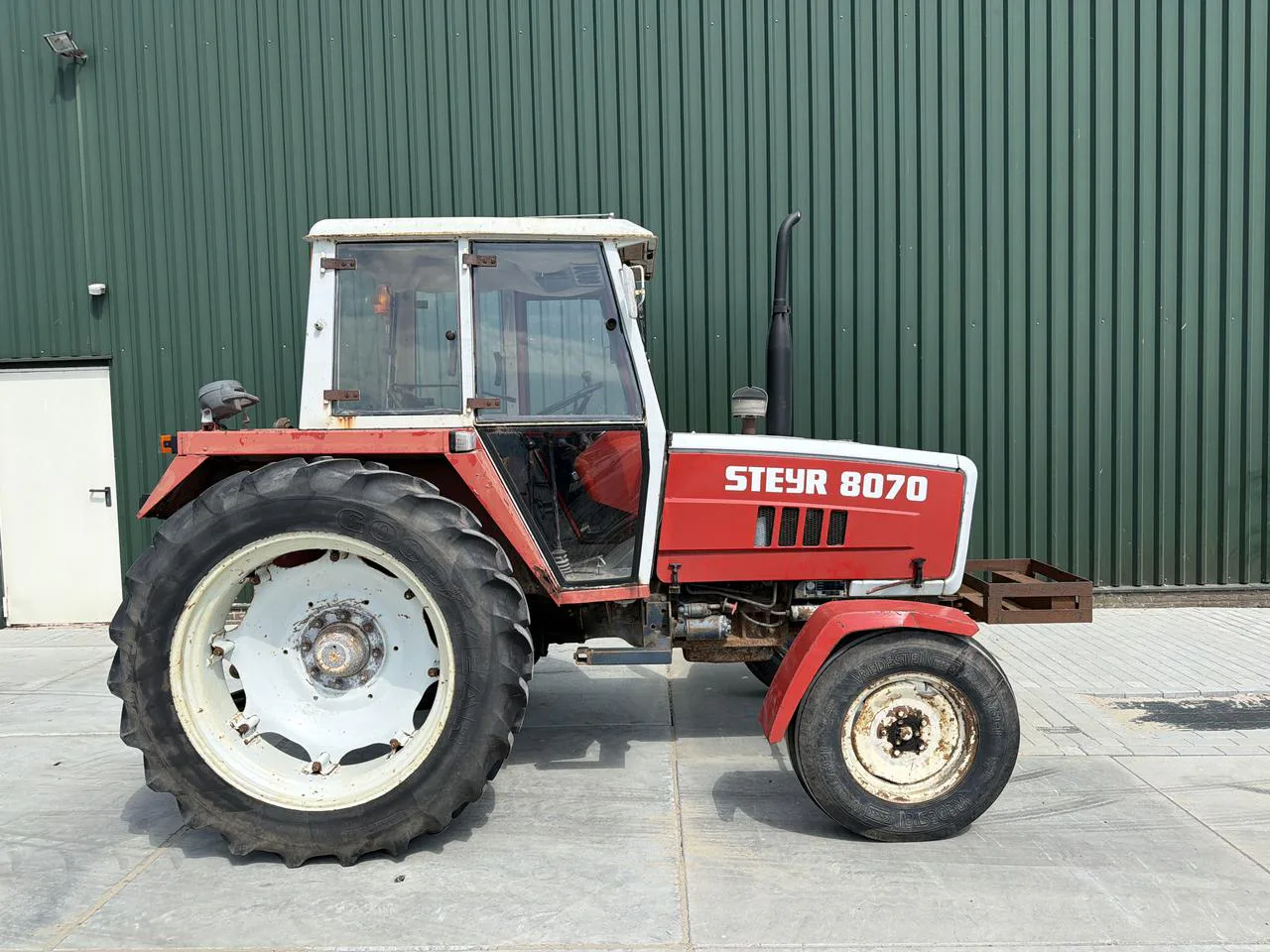 Steyr 8070 trekker afbeelding 1