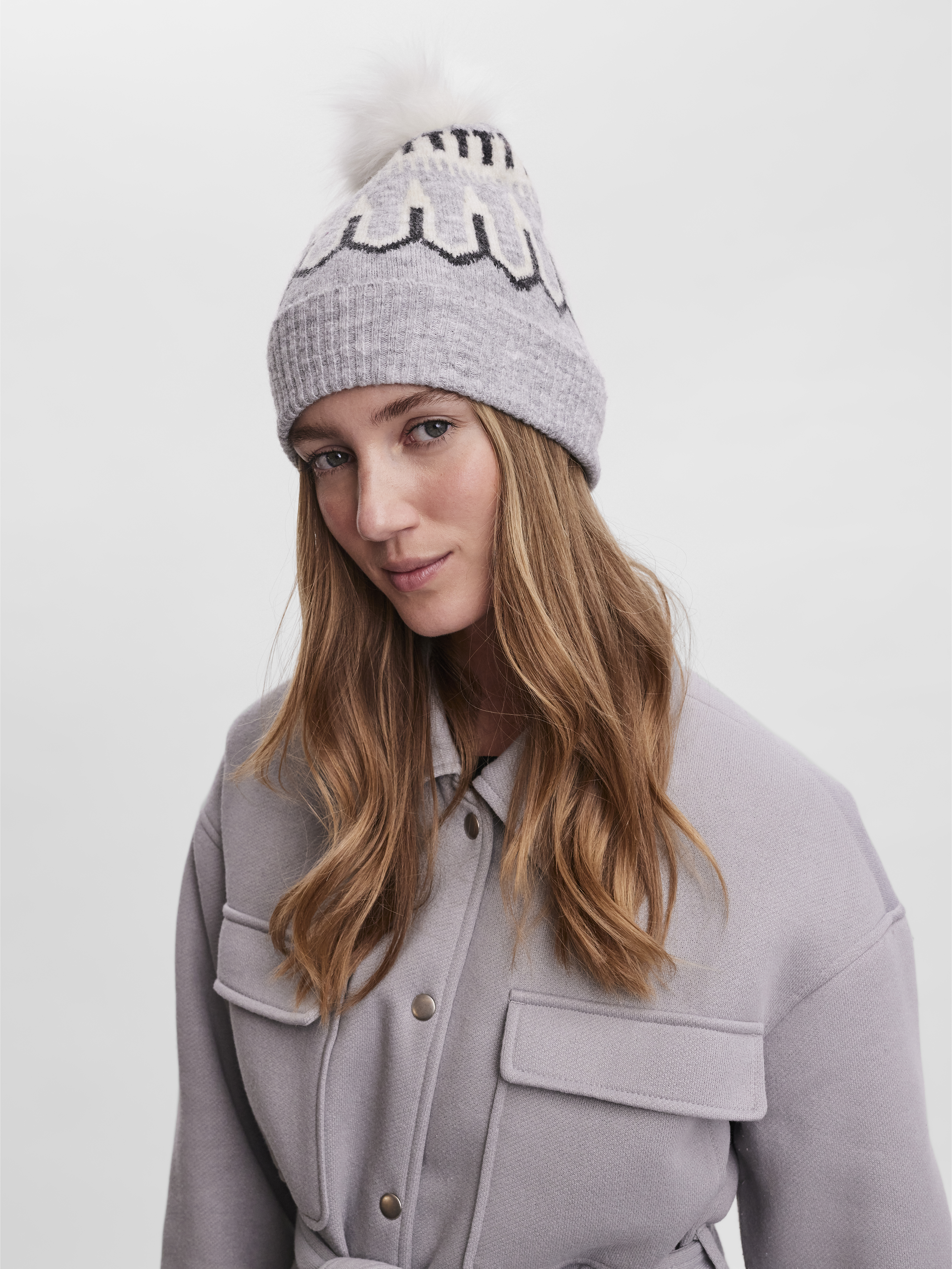 VMSIMONE NORDIC FUR POMPOM BEA