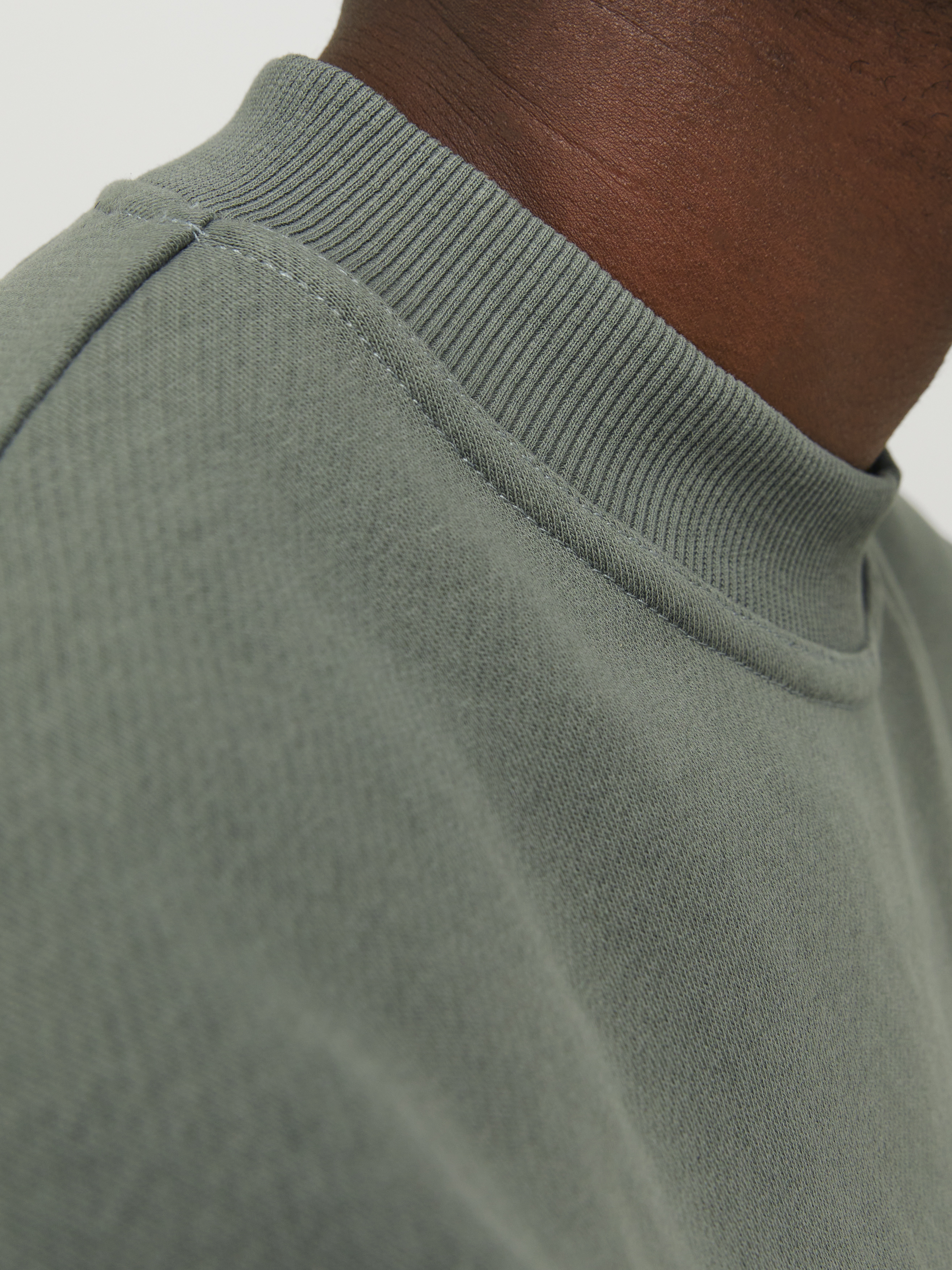 JCOCOLLECTIVE SWEAT CREW NECK