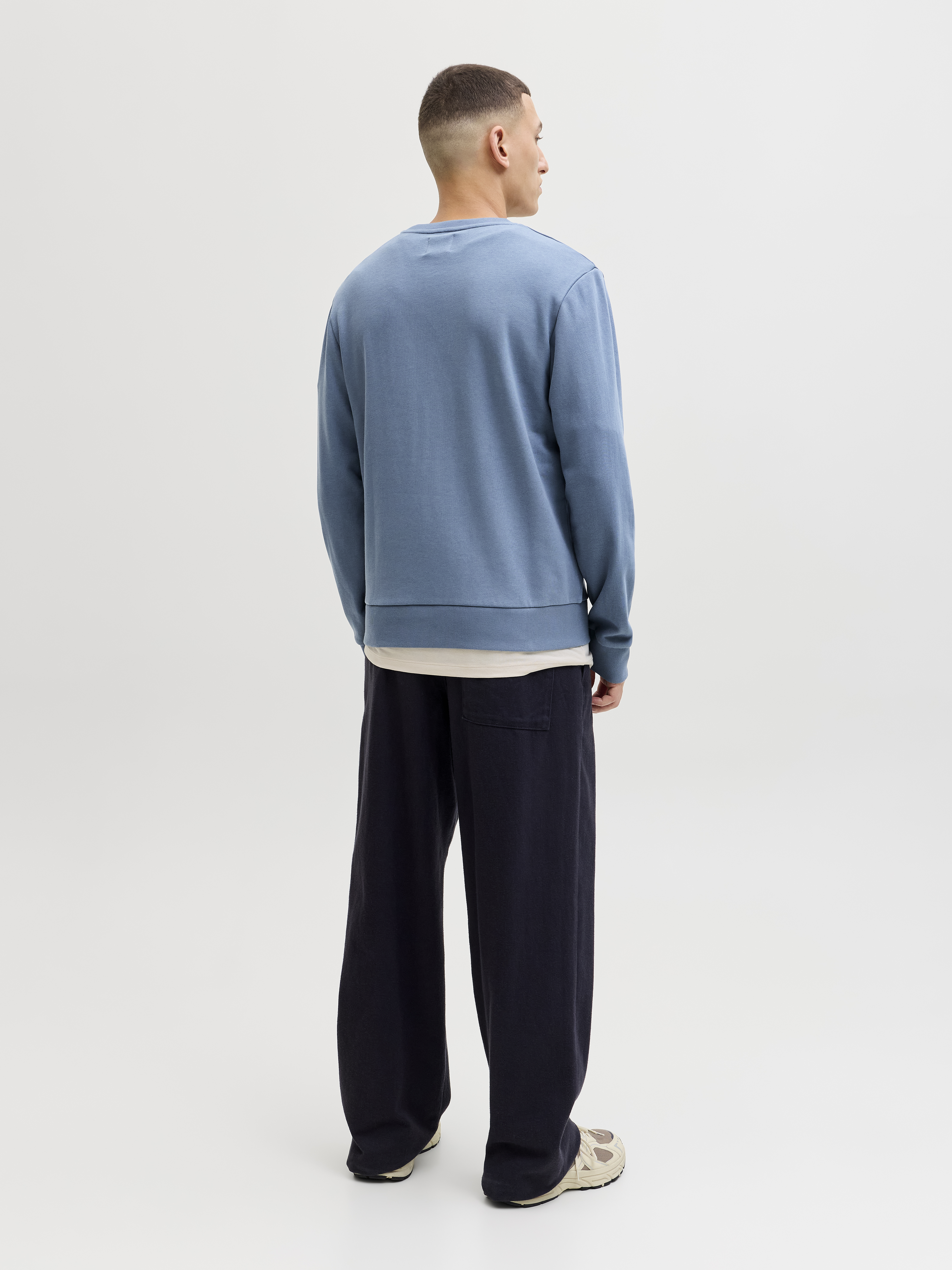 JJELOGO SWEAT CREW NECK 2 COL SS26
