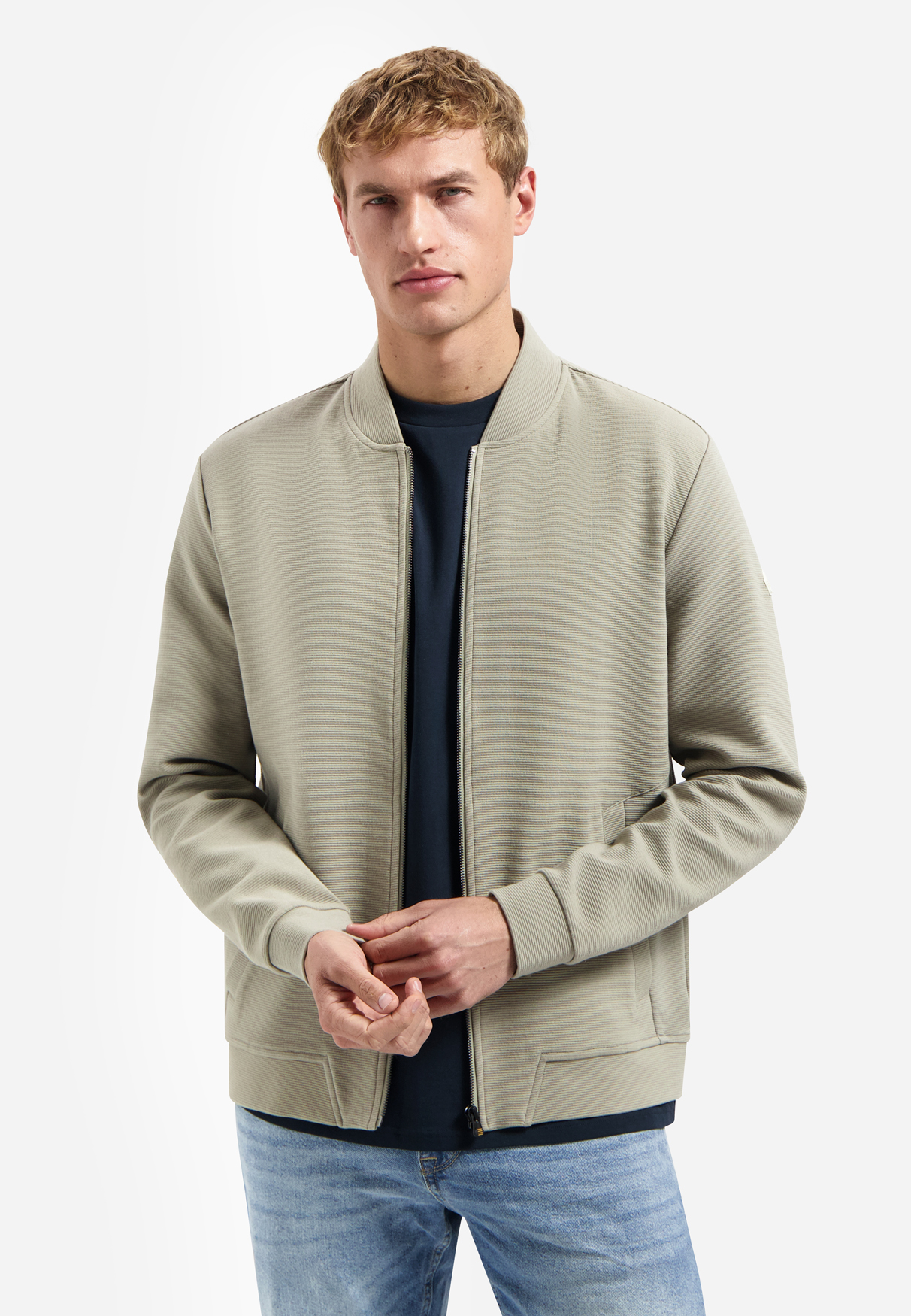 Sweater Full Zipper Relief