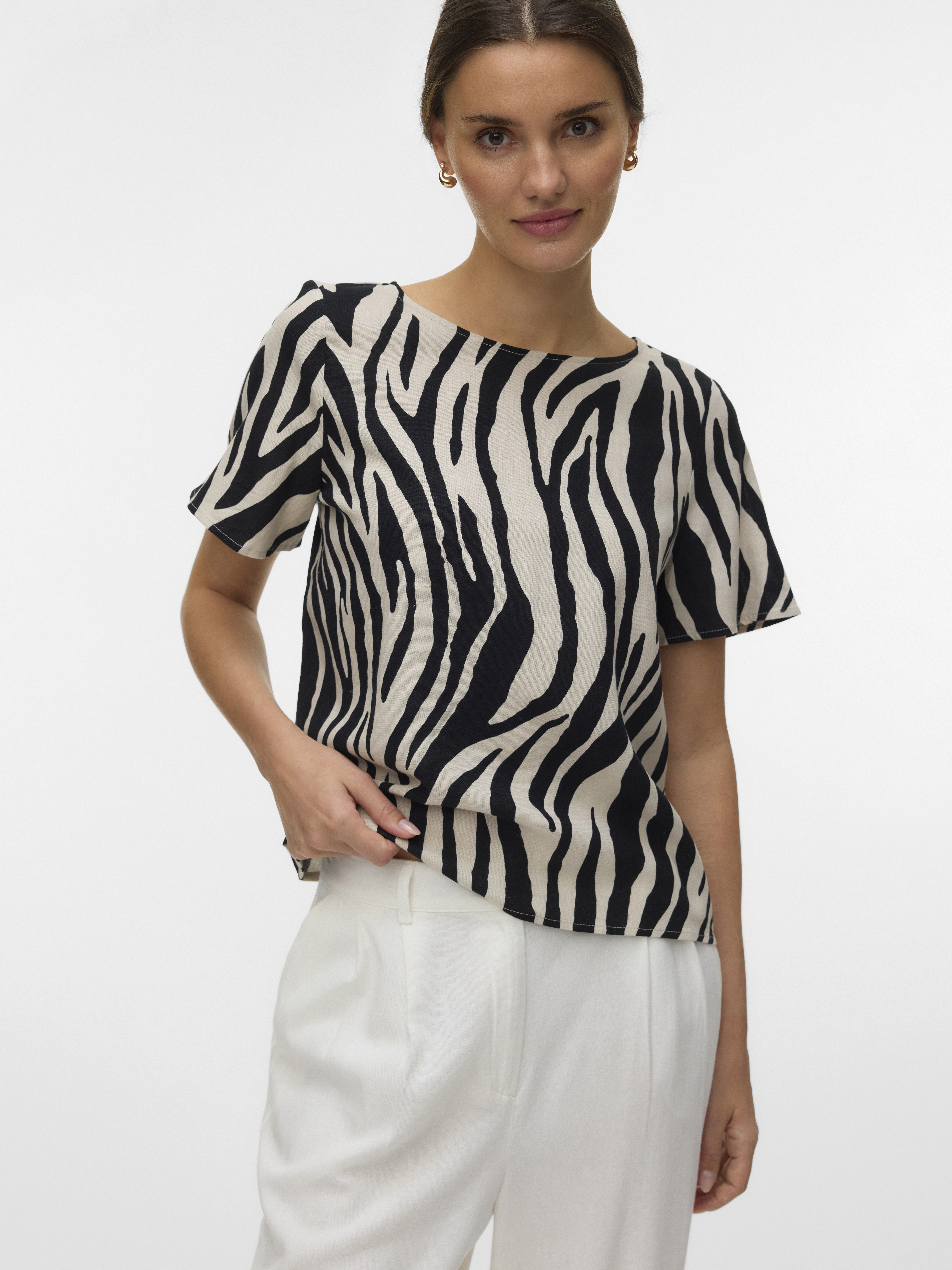 VMMYMILO SS O-NECK TOP WVN GA BOO