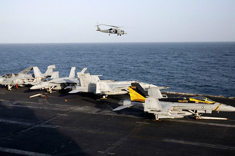 Трамп: Почнавме операција за деминирање во Ормутскиот теснец