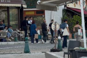 Семејството на Мелина пристигна на прославата: Сите беа шокирани кога го видоа стајлингот на нивната мајка и сестра (фото)