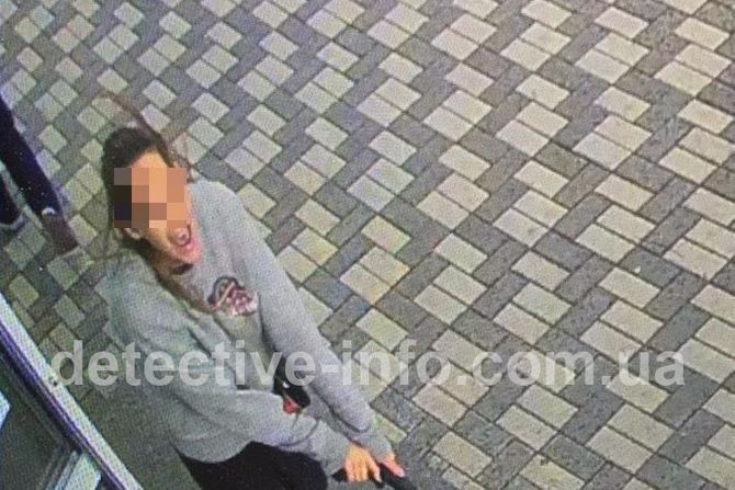 Запалил возила вредни околу милион евра, а потоа без брзање го напуштил паркингот: Детали за палењето на џипот на Тамара Звицер