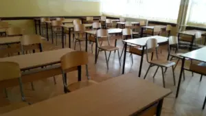 Денес е последен ден во училиштата во Македонија, учениците одат на летен распуст