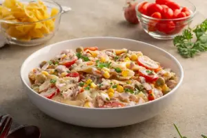 Кремасто и освежително: Со само неколку состојки, подгответе ја највкусната салата од тестенини со туна