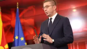 Мицкоски: Никој нема да ме принуди да влезам во процесот на уставни измени без гаранции за членство во ЕУ