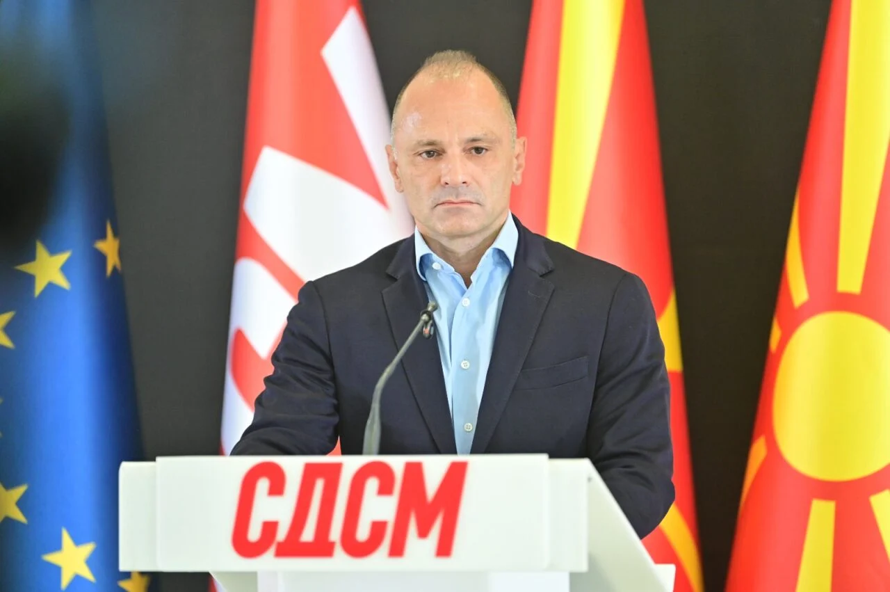 (Видео) Филипче: Тажен почеток на училишната година, 3.000 помалку деца, 433 паралелки помалку, затворени 26 училишта