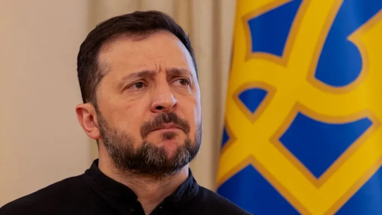 Зеленски ги предупредува авиокомпаниите: Рускиот воздушен простор станува целосно опасен