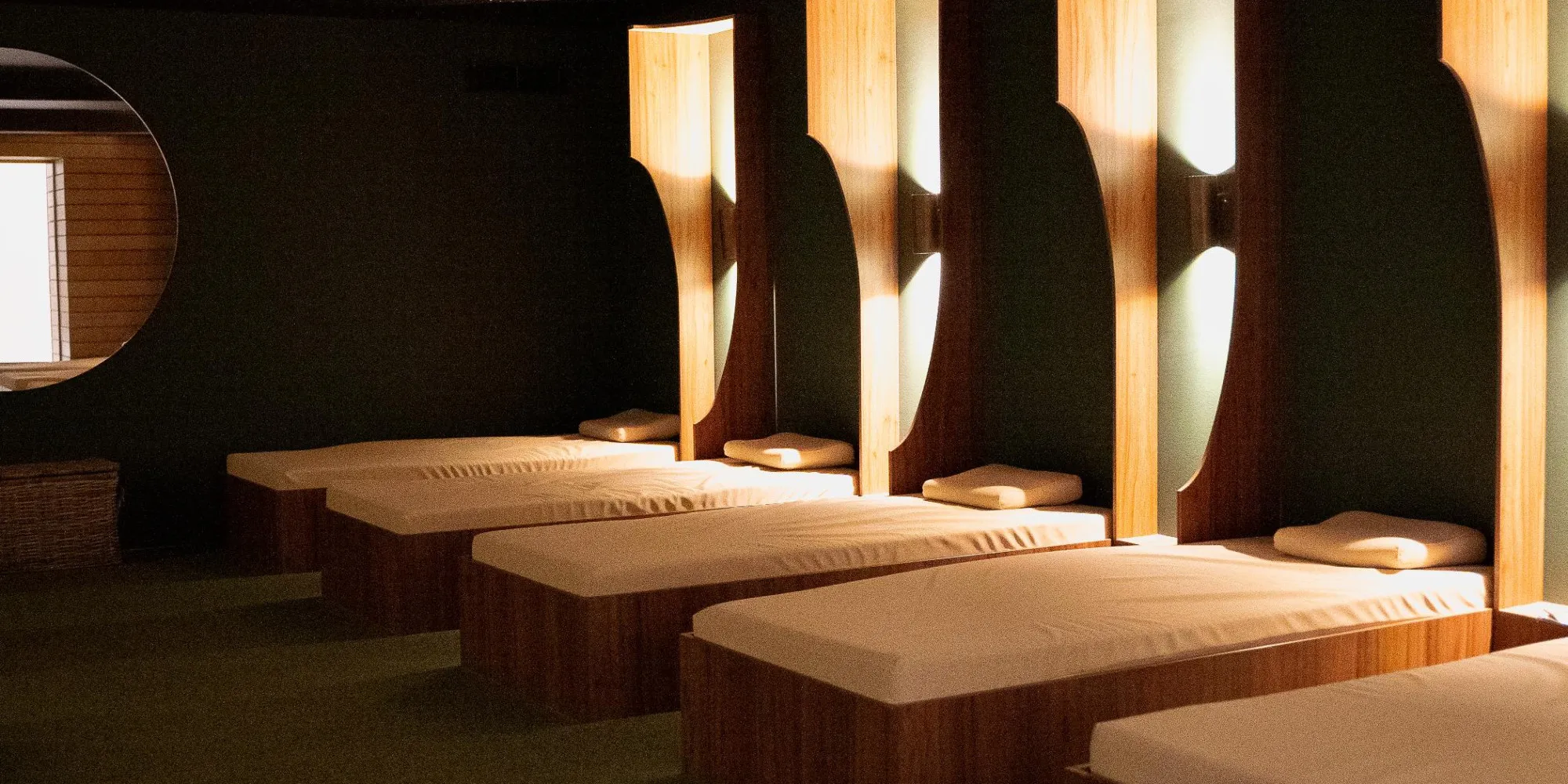 Rustruimte bij Thermen Maarssen met ligplekken en kalme ambiance